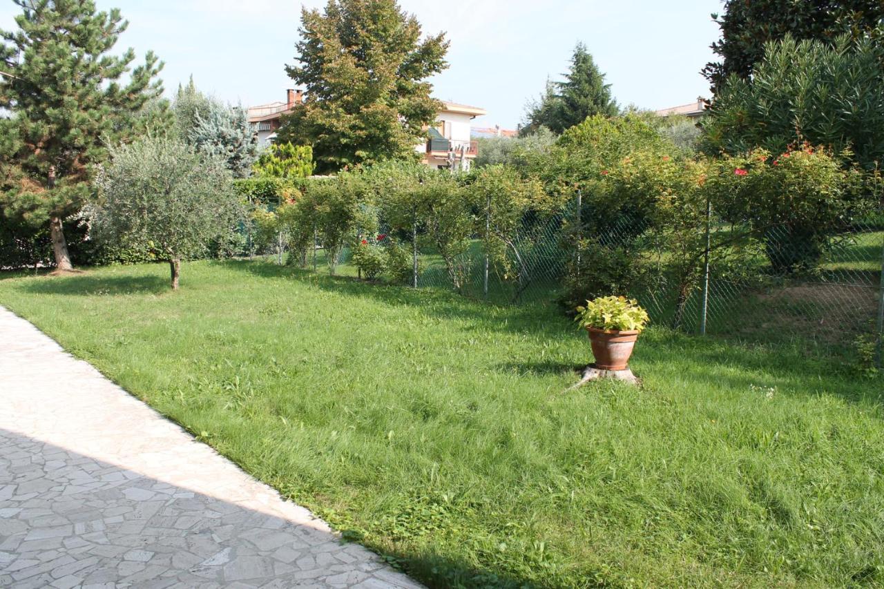 Apartment In Lazise/Gardasee 21949 Екстериор снимка